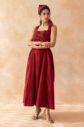 Moontara_Maroon Cotton Square Neck Ruby Bodice Embroidered Dress _Online_at_Aza_Fashions