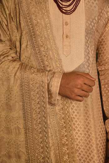Punit Arora_Gold Silk Embroidered Sherwani Set 