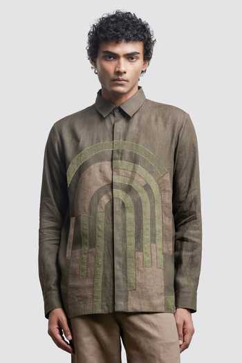 Buy_Countrymade_Olive Green Linen Bauhaus Applique Patch Shirt _at_Aza_Fashions