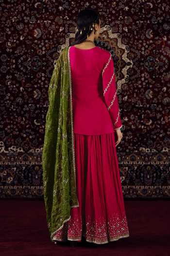 Lashkaraa_Pink Organza, Crepe, Viscose Round Neck, Yes Zari Embroidered Kurta Sharara Set _Online_at_Aza_Fashions