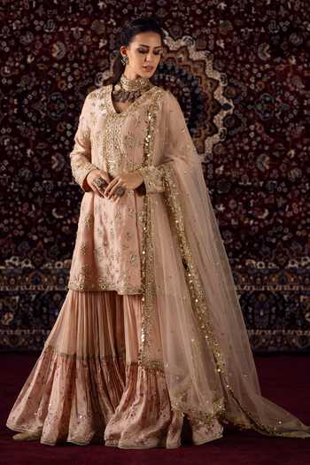 Shop_Lashkaraa_Peach Satin, Net V-neck, Yes Embroidered Kurta Gharara Set _Online_at_Aza_Fashions