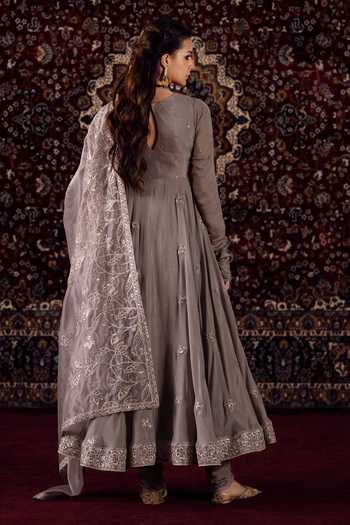 Lashkaraa_Purple Organza, Crepe Round Neck Embroidered Anarkali Set _Online_at_Aza_Fashions