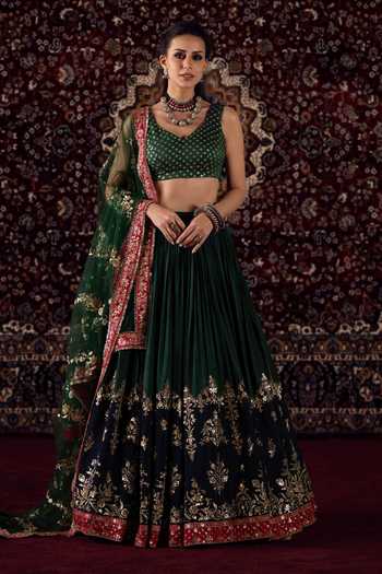 Buy_Lashkaraa_Green Viscose, Silk, Brocade, Net V-neck Zari Embroidered Lehenga Set _at_Aza_Fashions