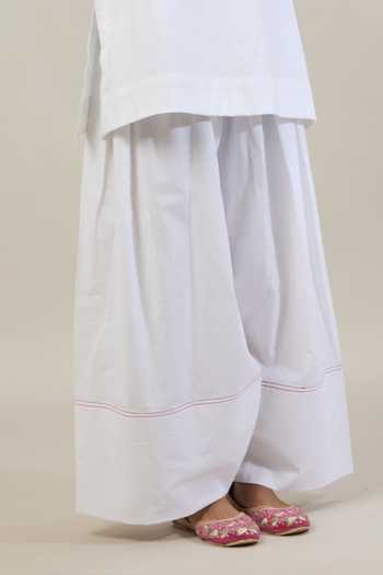 Buy_Tuli_White Cotton Round Neck Roop Thread Work Kurta And Salwar Set _Online_at_Aza_Fashions