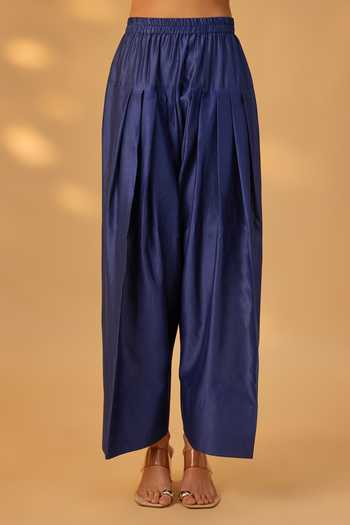 Buy_The Aarya_Blue Silk, Chanderi Split V-neck, Yes Contrast Embroidered Kurta Set _Online_at_Aza_Fashions