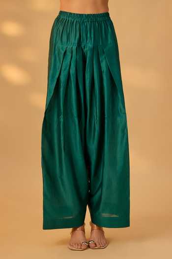 The Aarya_Green Silk, Chanderi V-neck Embroidered Handwoven Kurta Set _Online_at_Aza_Fashions