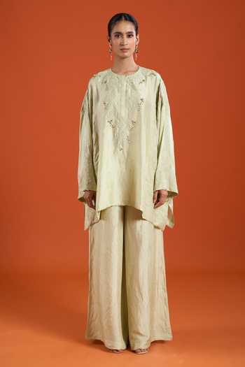 Anamika Khanna_Green Round Neck Embroidered Kurta And Palazzo Set _at_Aza_Fashions