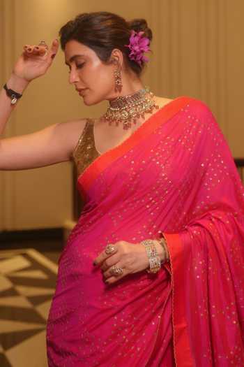 Shop_Label Earthen_Pink Silk V-neck Gulabi Taara Saree And Blouse Set 