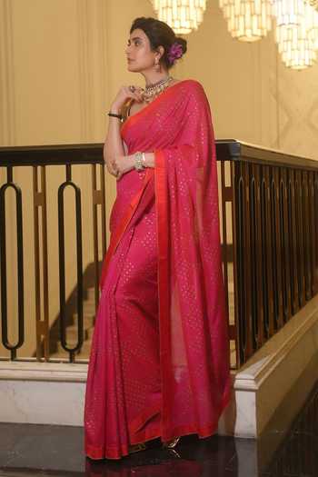 Shop_Label Earthen_Pink Silk V-neck Gulabi Taara Saree And Blouse Set _Online