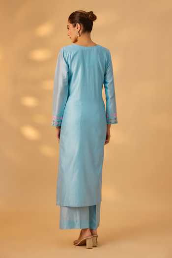 Shop_The Aarya_Blue Silk, Chanderi Square Neck, Yes Floral Bloom Pattern Kurta Set _at_Aza_Fashions
