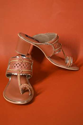 Shop_Miraki_Brown Tan Kolhapuri Heels _at_Aza_Fashions