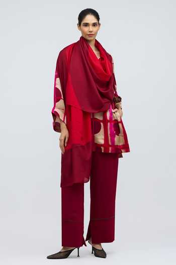 Buy_QUARTER_Red Silk Field Hand Dyed Dupatta _at_Aza_Fashions