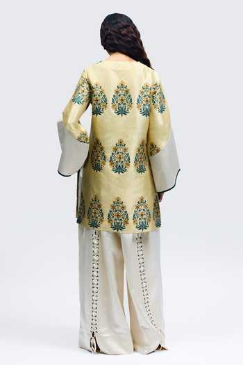 Shop_QUARTER_Gold Silk V-neck Reverse Brocade Kurta _at_Aza_Fashions