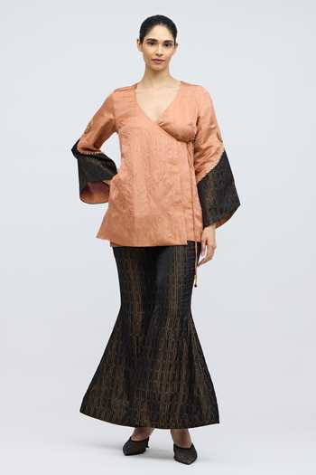 Buy_QUARTER_Black Silk, Brocade V-neck, Yes Moon In A Matrix Kurta And Pant Set _Online_at_Aza_Fashions