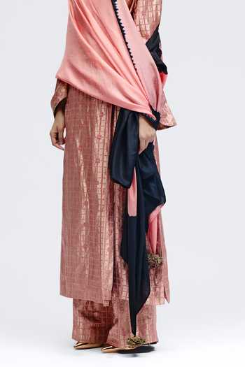QUARTER_Blush Silk Field Hand Dyed Dupatta _Online_at_Aza_Fashions