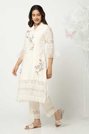 Buy_Kaveri_Off White Linen V-neck, Yes A Window To Eden Kurta And Pant Set _Online_at_Aza_Fashions