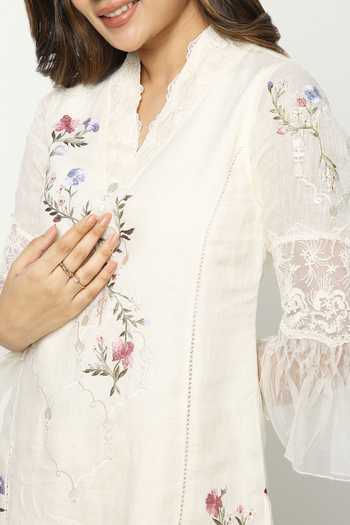 Kaveri_Off White Linen V-neck, Yes A Window To Eden Kurta And Pant Set _at_Aza_Fashions