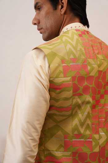ZOOP MEN_Pink Silk, Polyester Two Tone Bundi Kurta Set _Online