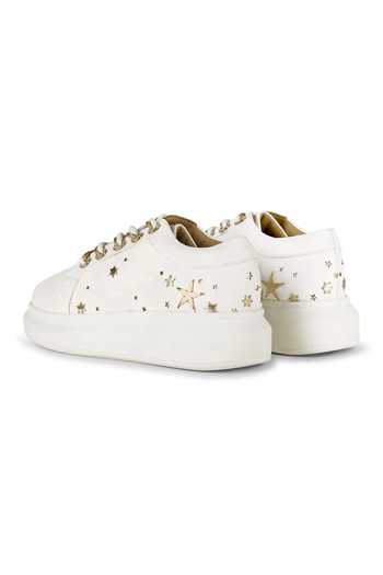 Anaar_White Stargazer Classic Sneakers _Online_at_Aza_Fashions