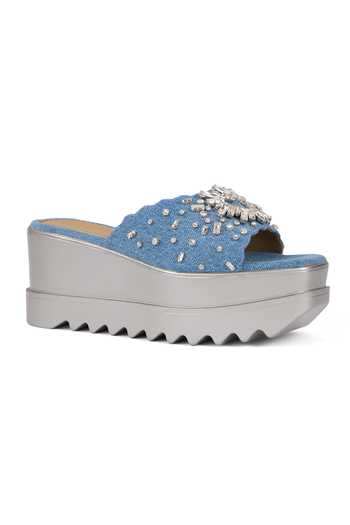 Buy_Anaar_Blue 90s Summer Wedge Sandals _at_Aza_Fashions