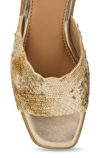 Buy_Anaar_Gold Mamma Mia Wedge Sandals 