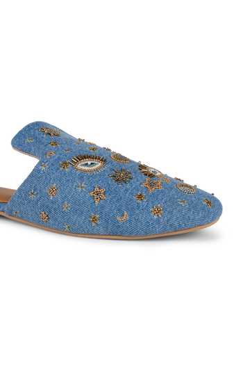 Buy_Anaar_Blue Ishara Embroidered Denim Mules 