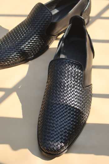 Shop_Shradha Hedau Footwear Couture_Black Arthur Woven Texture Loafers 