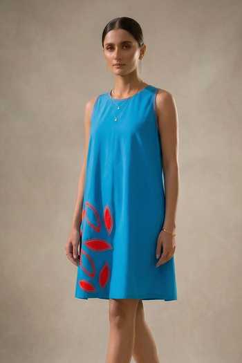 Buy_Thetaa_Blue Cotton, Poplin Round Neck Amara Hand Embroidered Short Dress _at_Aza_Fashions