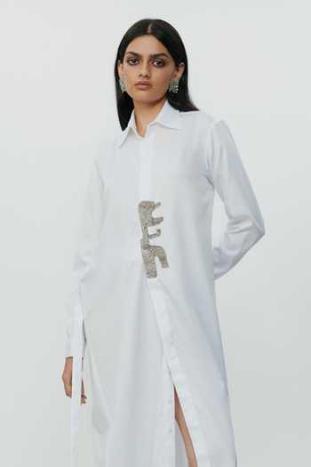 Buy_AK-OK_White Cotton Collared Neck Placed Hand Embroidered Shirt Dress 