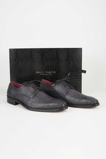 Buy_Salil Bhatia_Black And Grey Embossed Leather Derby Shoes _Online_at_Aza_Fashions