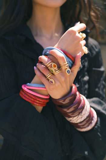 Maalicious Jewelry_Brown Lac Bangle - Single Pc _at_Aza_Fashions