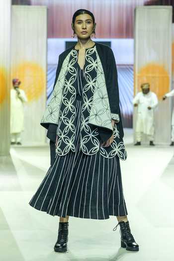 Shop_KA-Sha_Black Cotton Embroidery V-neck And White Organic Jacket _Online_at_Aza_Fashions
