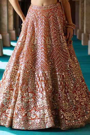 ANGAD SINGH_Orange Organza V-neck Tej Embroidered Lehenga Set 