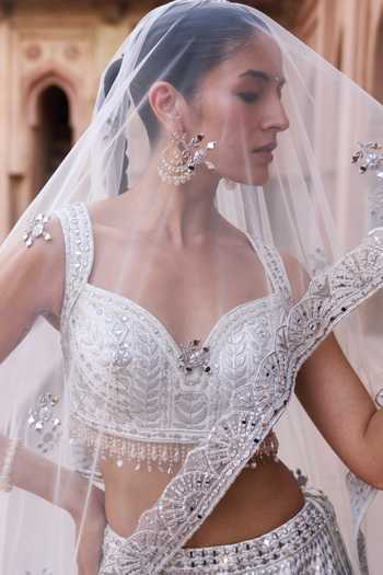 ANGAD SINGH_Ivory Silk Sweetheart Neck Chaandni Raw Embroidered Lehenga Set _Online