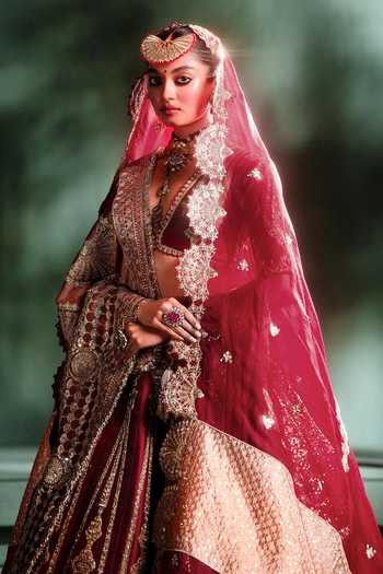 Masaba_Wine Organza, Embroidery, Metallic Gajar Halwa Bridal Lehenga Set 