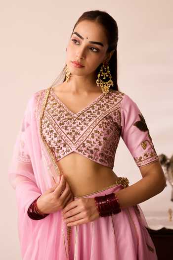 Buy_Peeli Dori_Pink Organza, Chanderi V-neck Tulip Gulabi Lehenga Set _Online_at_Aza_Fashions