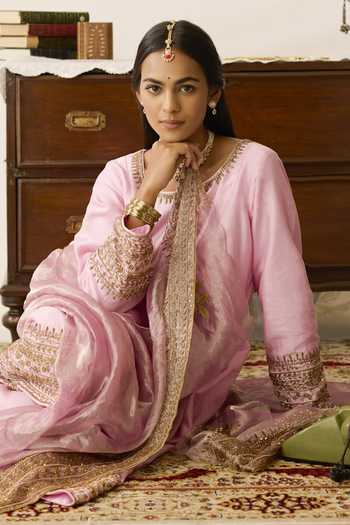 Peeli Dori_Pink Chanderi, Tissue Round Neck Gulabi Gulmohar Embroidered Kurta Set _Online_at_Aza_Fashions