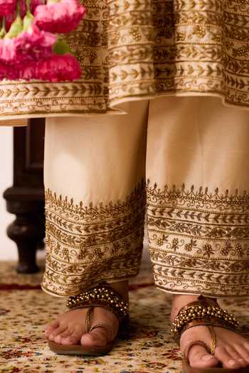 Shop_Peeli Dori_Ivory Chanderi, Tissue Round Neck Gulmohar Embroidered Kurta Set 