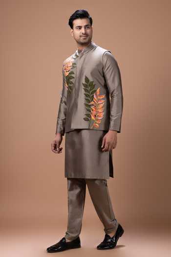 Priyanka Haralalka_Grey Silk, Cotton Kurta Set With Bundi _Online