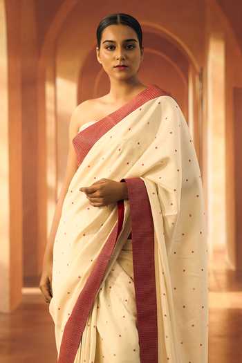 Vivek Karunakaran_Cream Cotton Applique Bandeau Neck Embroidered Corset Blouse _Online_at_Aza_Fashions