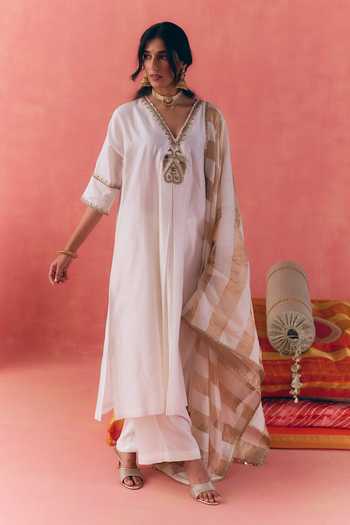 Mirasa_Ivory Silk, Chanderi, Tissue V-neck Gul Kaftan Pant Set _Online_at_Aza_Fashions