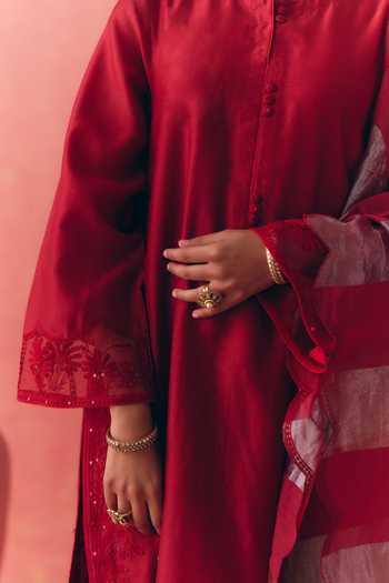 Mirasa_Red Silk, Chanderi, Tissue Round Neck, Yes Areesha Pure Kurta Set _at_Aza_Fashions