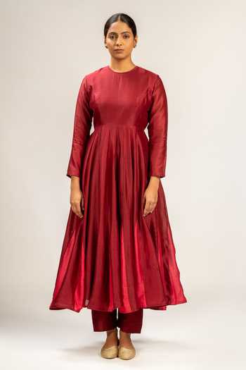 Buy_KAJAL AGRAWAL_Wine Cotton, Chanderi Silk Round Neck Handwoven Anarkali Set _Online_at_Aza_Fashions