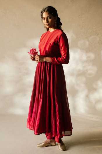 KAJAL AGRAWAL_Wine Cotton, Chanderi Silk Round Neck Handwoven Anarkali Set 