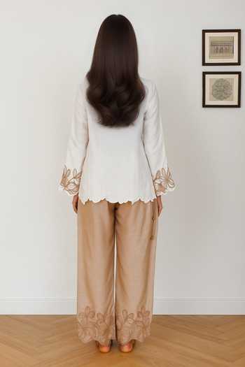 Shop_Nikita Vishakha_Ivory Silk V-neck Raw Short Kurta And Pant Set _at_Aza_Fashions