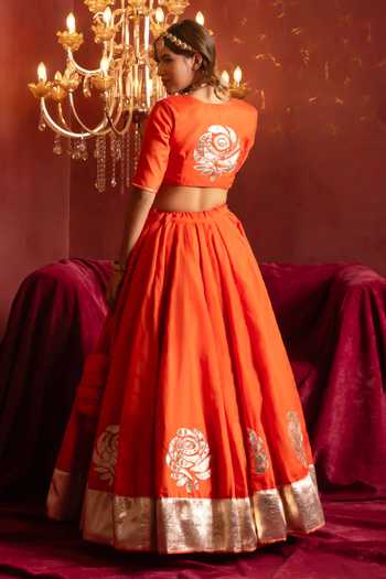 Pomcha Jaipur_Orange Organza Sweetheart Neck Gota Patti Hand Work Lehenga Set _Online_at_Aza_Fashions