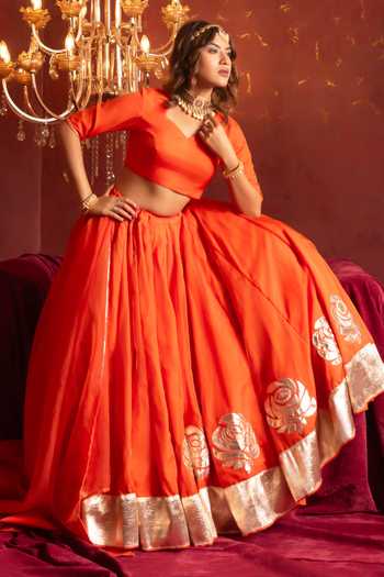 Buy_Pomcha Jaipur_Orange Organza Sweetheart Neck Gota Patti Hand Work Lehenga Set _Online