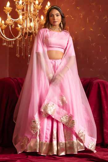 Pomcha Jaipur_Pink Organza Round Neck Gota Patti Hand Work Lehenga Set _Online
