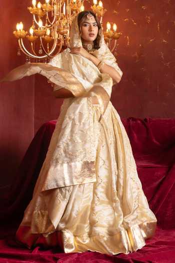 Buy_Pomcha Jaipur_Ivory Silk V-neck Gota Patti Work Lehenga Set _Online_at_Aza_Fashions