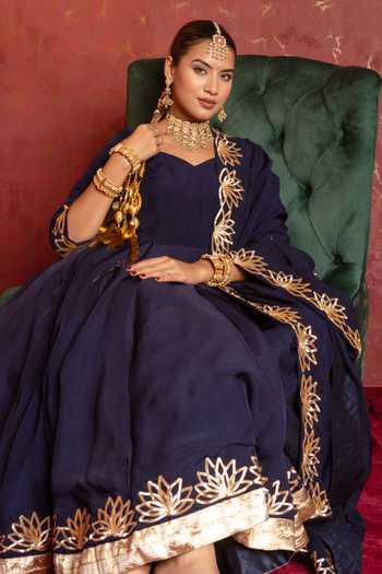 Pomcha Jaipur_Blue Organza Sweetheart Neck Gota Patti Embroidered Anarkali Set _at_Aza_Fashions